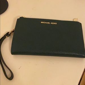 Michael Kors Double-Zip Pebble Leather Wristlet